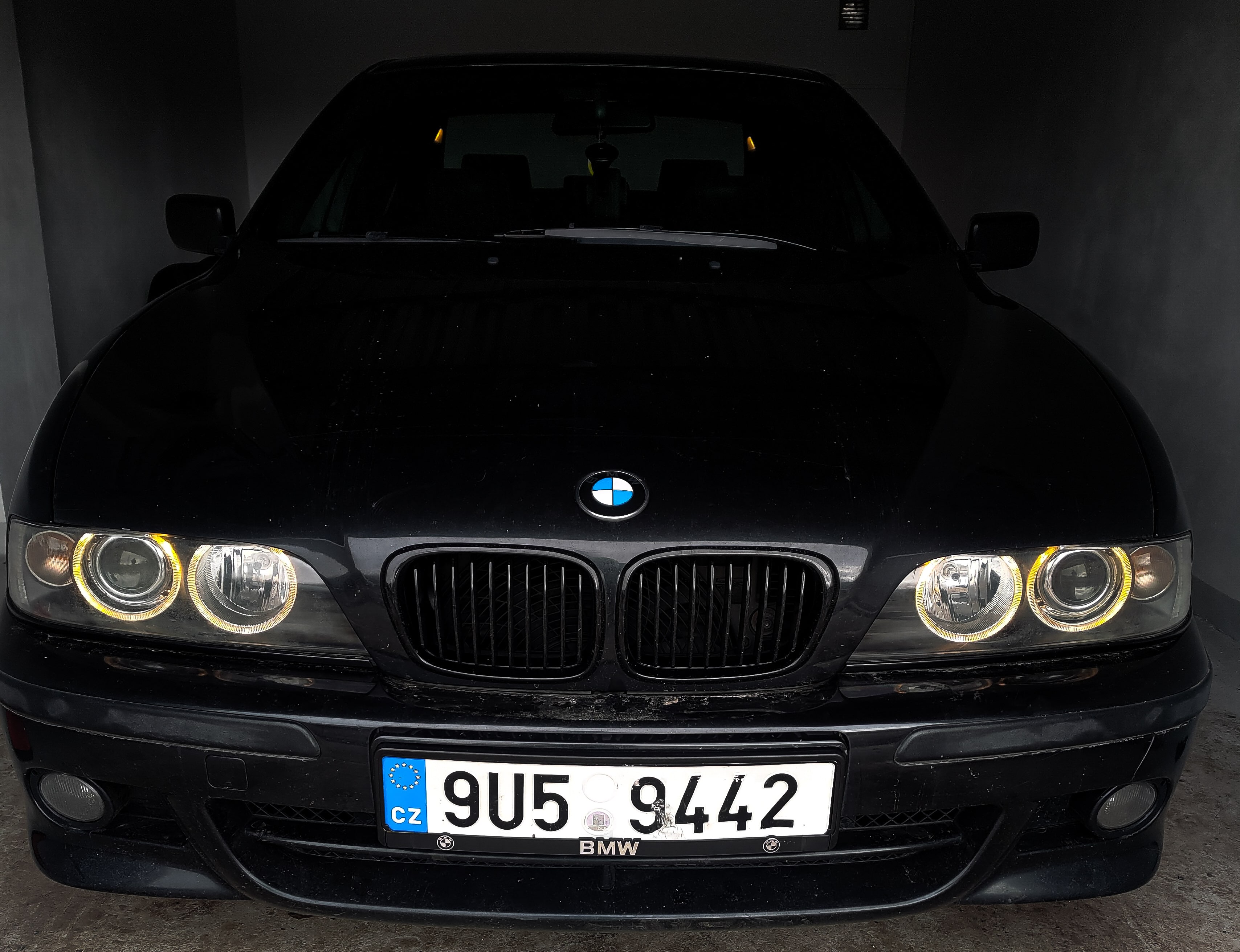 bmw-e39-528i-142kw-od-valdy-1-min